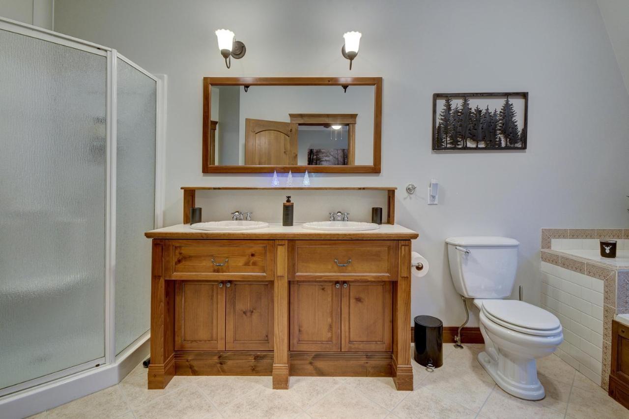 Les Manoirs Wpool & Hot Tub Near Village 120-8 Mont-Tremblant Zewnętrze zdjęcie